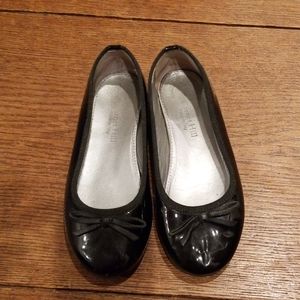 Garnet Hill black patent leather party shoes